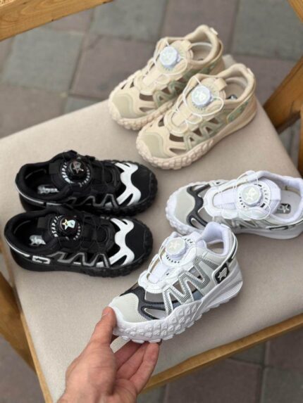 صندل جلوبسته sari