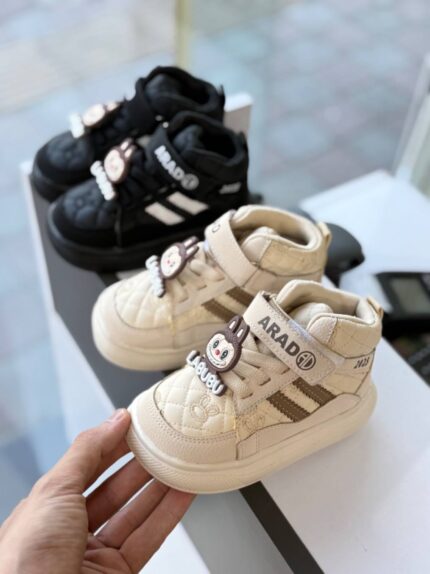 کتونی نیم ساق لبوبو